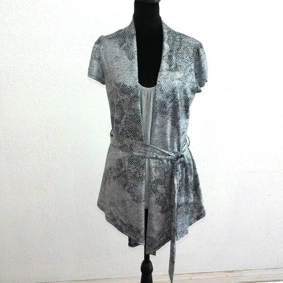 Gray/silver tank top front attached to shirt, with snake skin prints - Picture 1 of 7